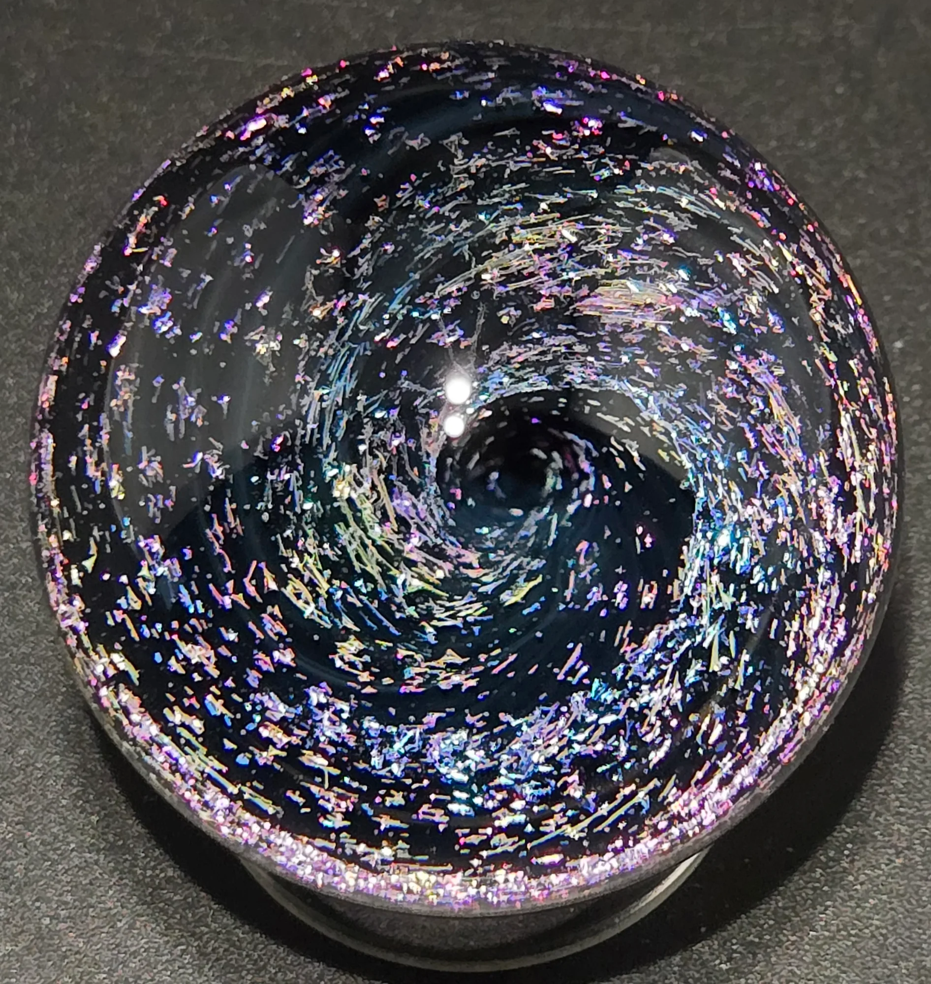 Iridescent rainbow dichro vortex