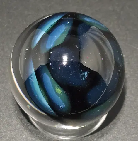 Blue/gold vortex — view 3